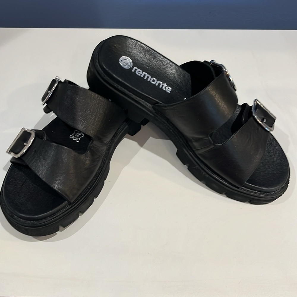 remonte Buckle Sandals - Picture 2 of 9